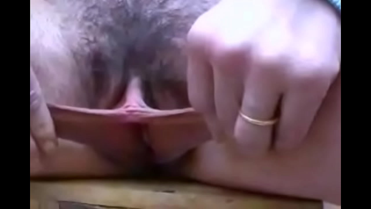 bobby bernardino recommends Large Pussy Lips Videos