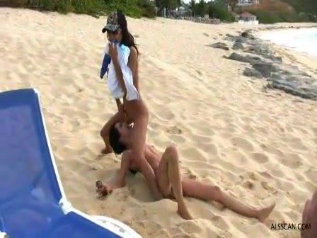 allen marino recommends lesbians on beach pissing porn pic