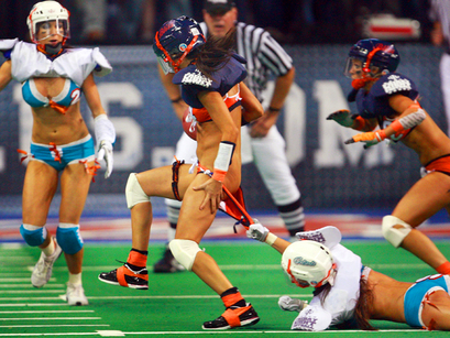 calvin reyes recommends Lfl Wardrobe Malfunction Photos