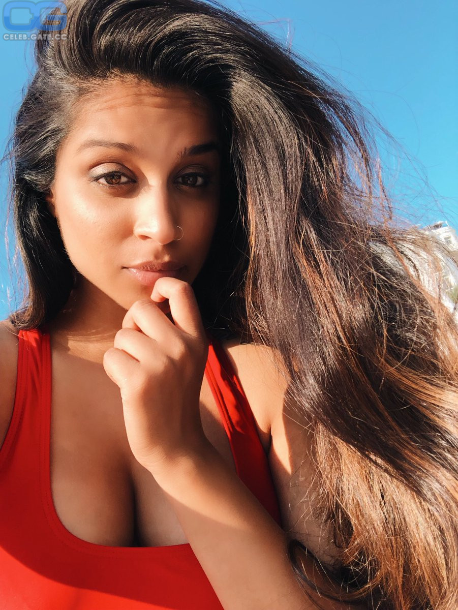 chen dao recommends Lilly Singh Nude