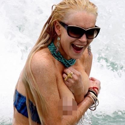 Lindsay Lohan Lip Slip porn bukkake