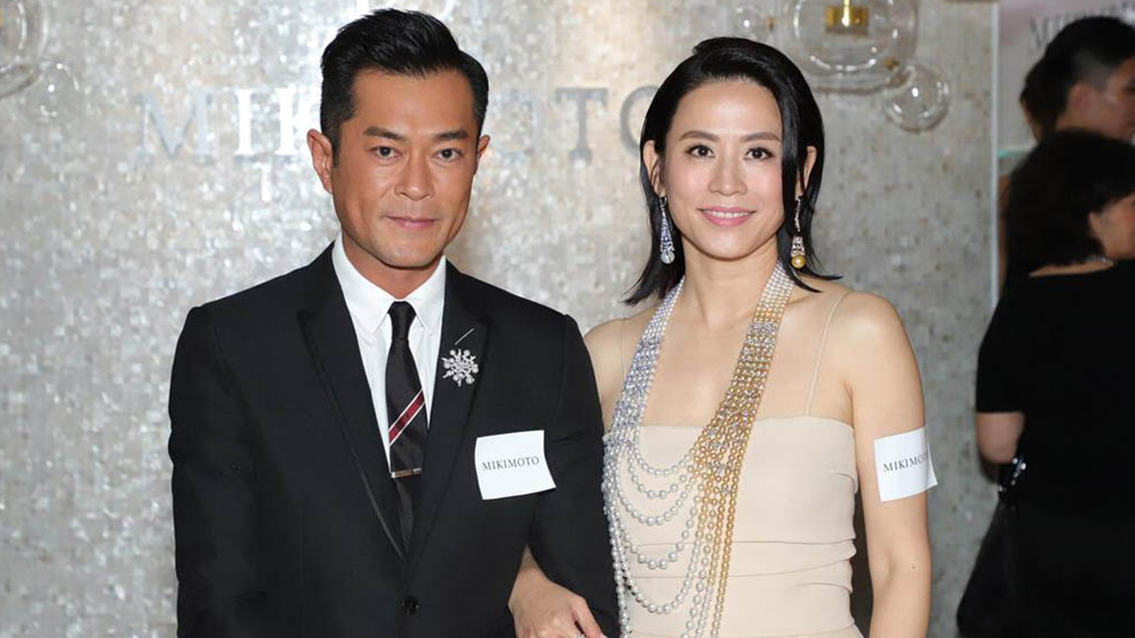 chris pfohl recommends Louis Koo Wife