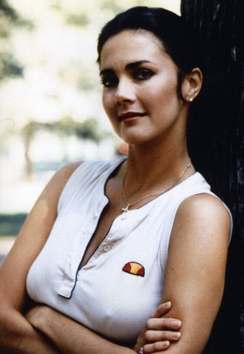 anne fogg share lynda carter wardrobe malfunction photos