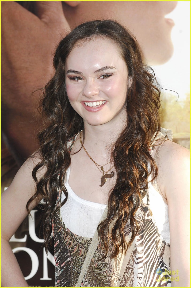 dan munford share madeline carroll sexy photos