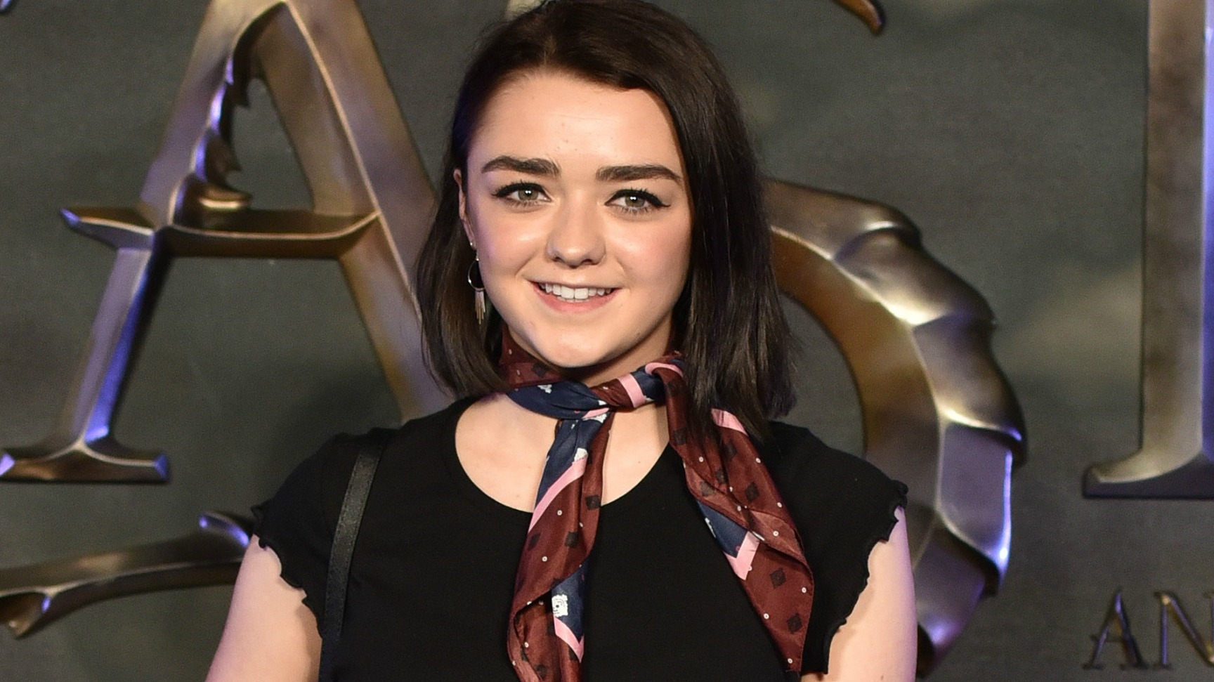 dayna abraham recommends maisie williams leaked reddit pic