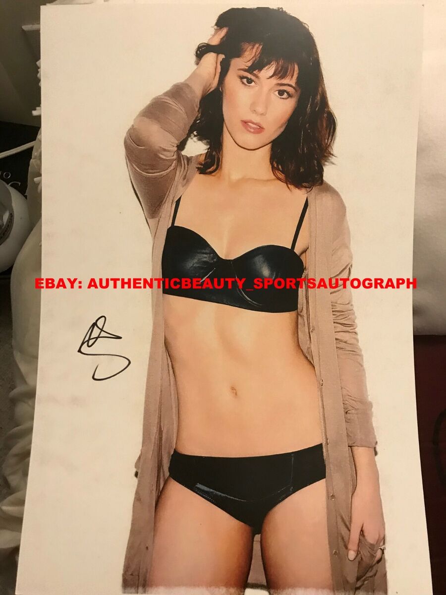 bettina saunders recommends mary elizabeth winstead hot pic pic
