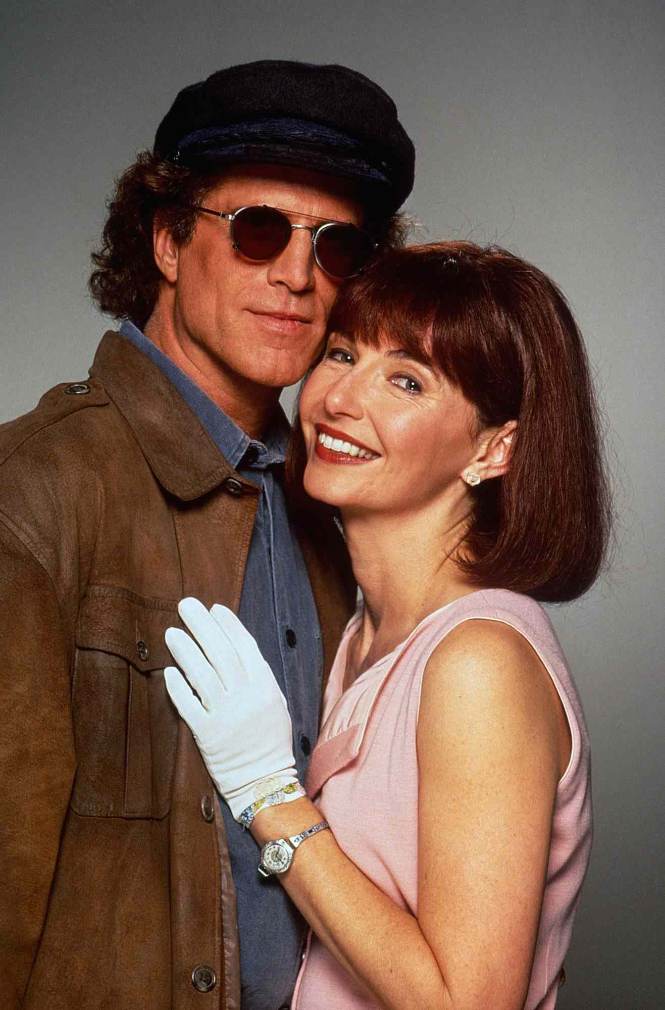 Mary Steenburgen Sexy Pics reluctant cocksucker