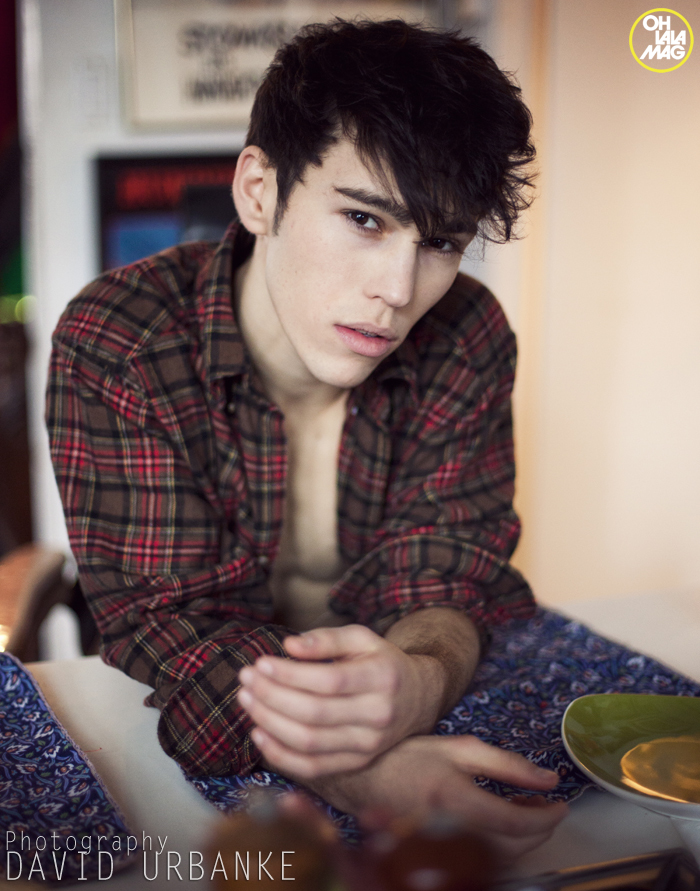 chuck sale recommends max schneider nude pic