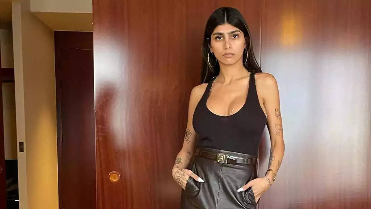 benny ordonez add mia khalifa images photo