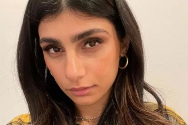 david baiz recommends mia khalifa private snapchat pic