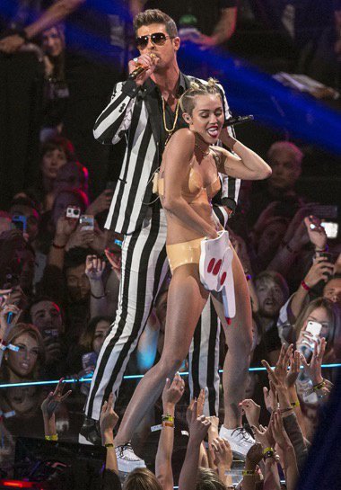 miley cyrus facetime uncensored