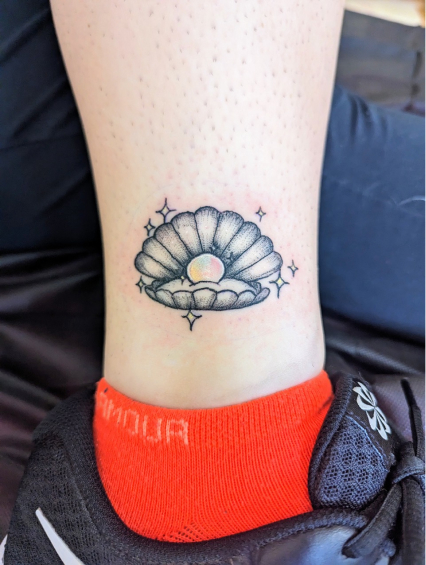 apoorv dave recommends Mother Of Pearl Tattoo