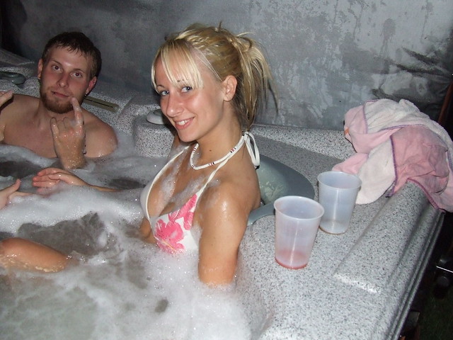 abby woolsey share naked hot tub tumblr photos