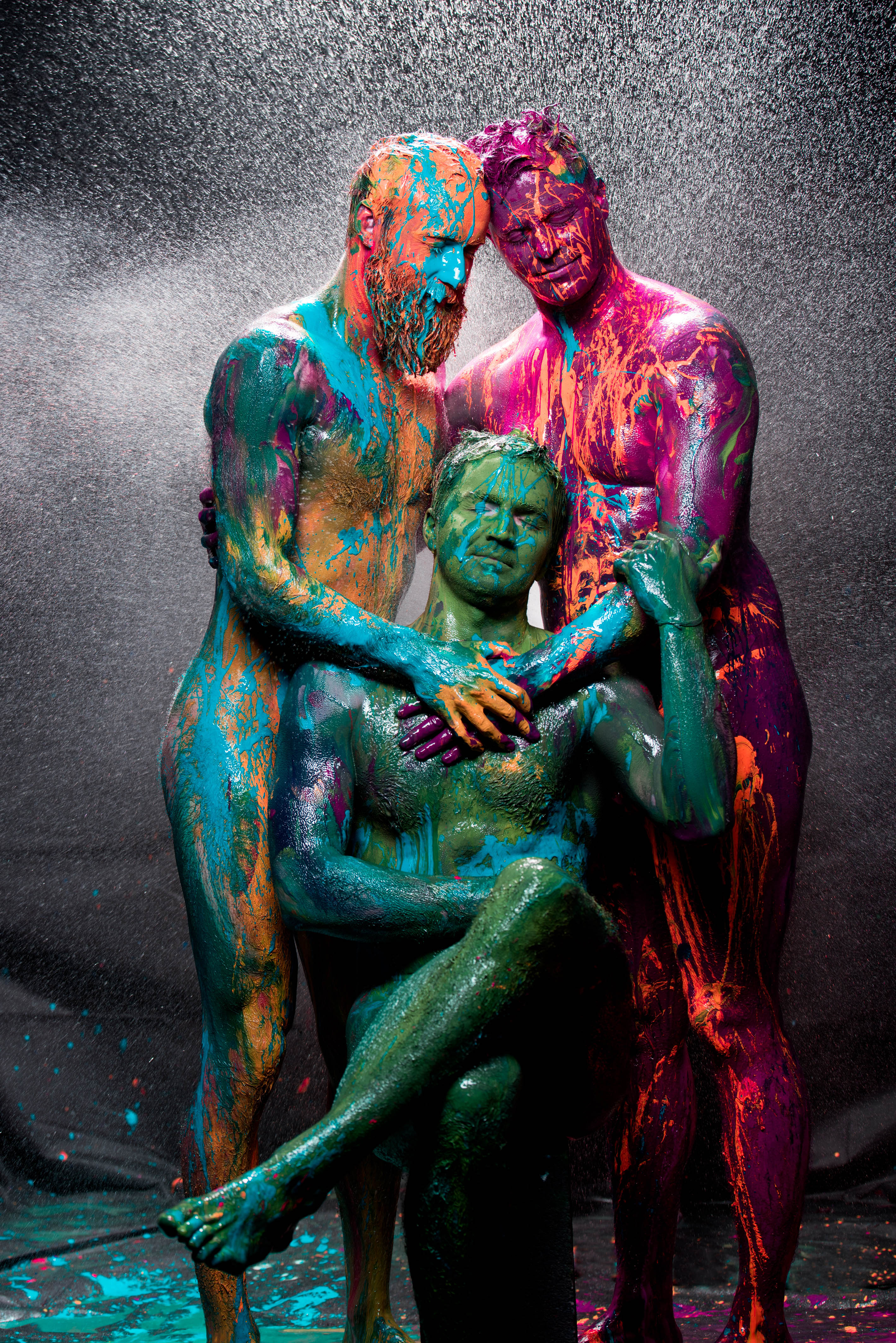 naked men body paint