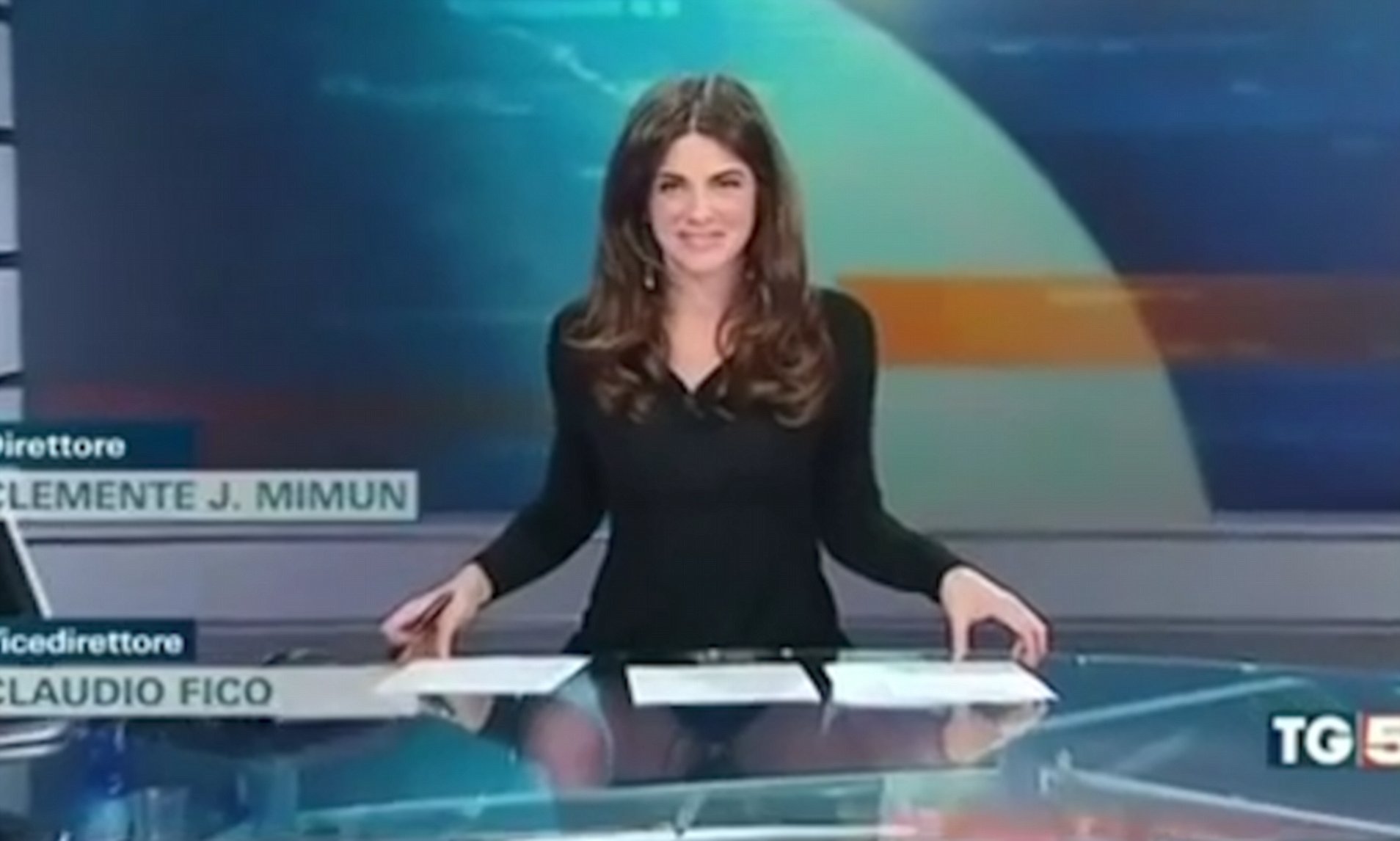 ashley deckert recommends News Anchor No Panties