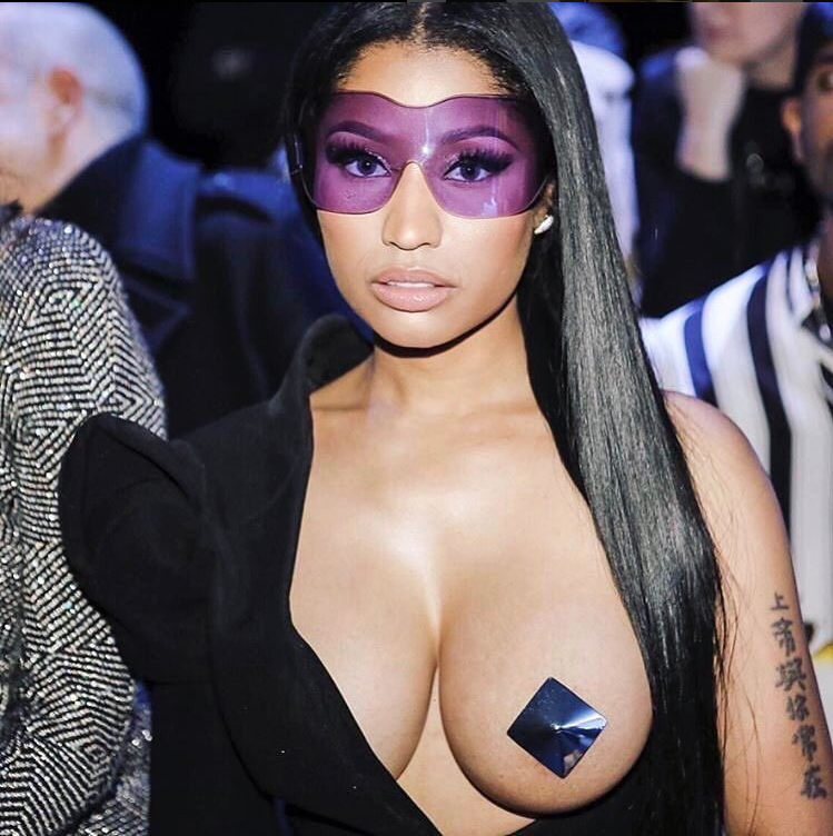 Nicki Minaj Bare Tits pete ross