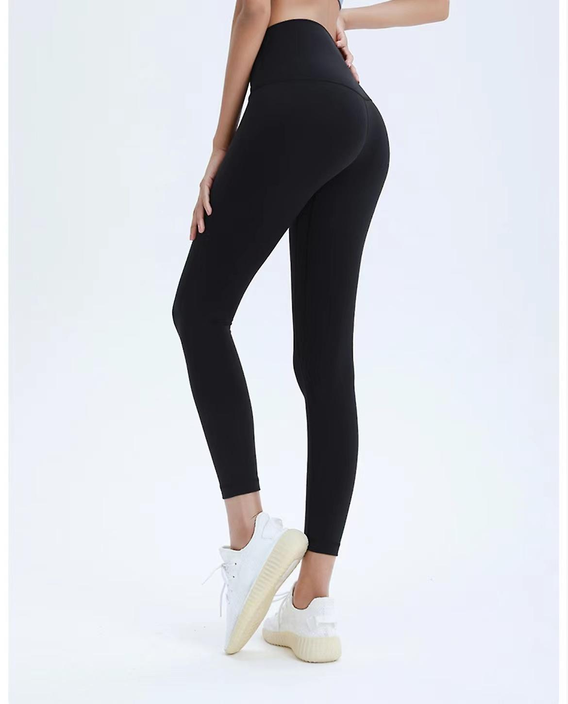 abdirahman barre recommends Non Nude Yoga Pants