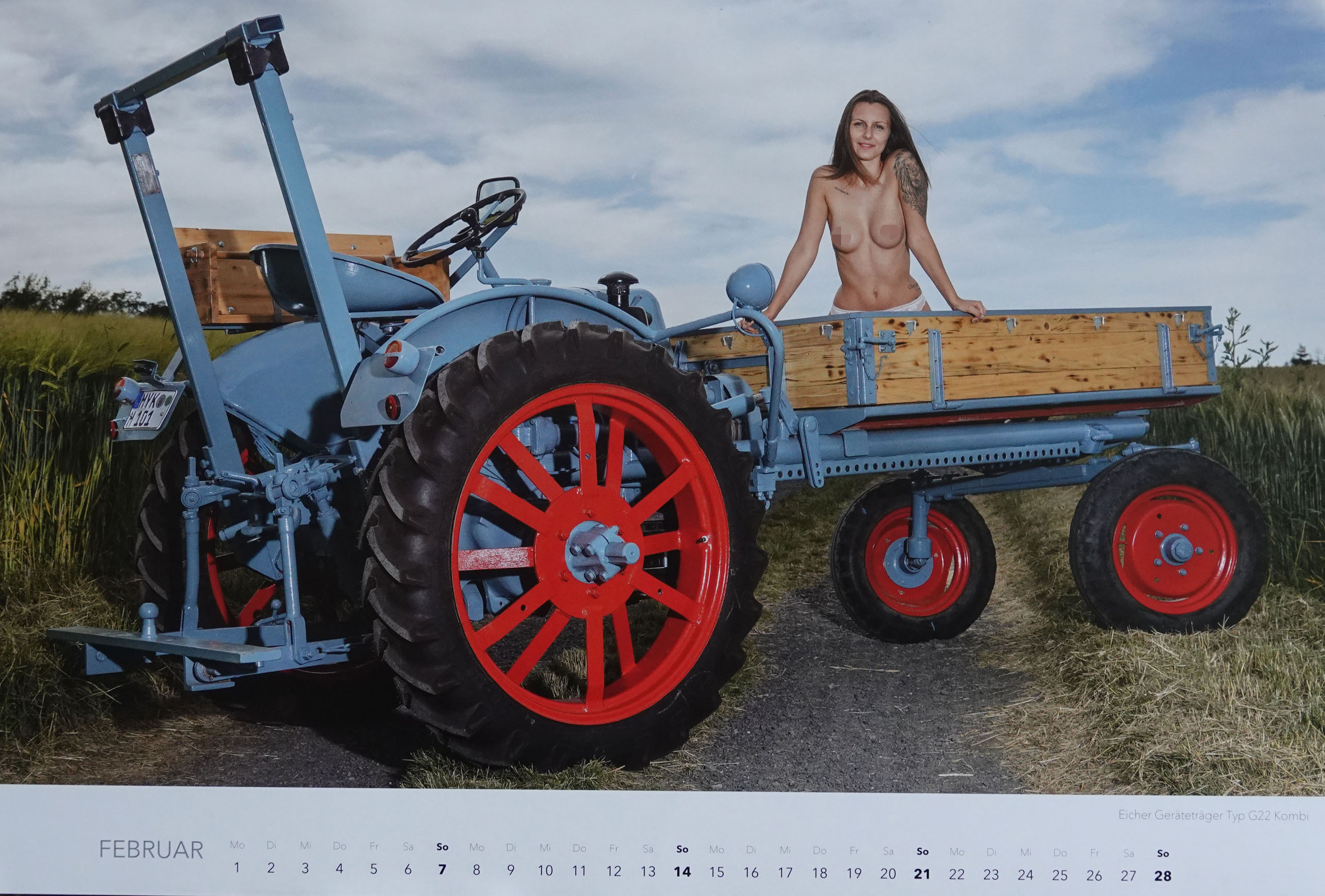 deepti parashar add nude women on tractors photo