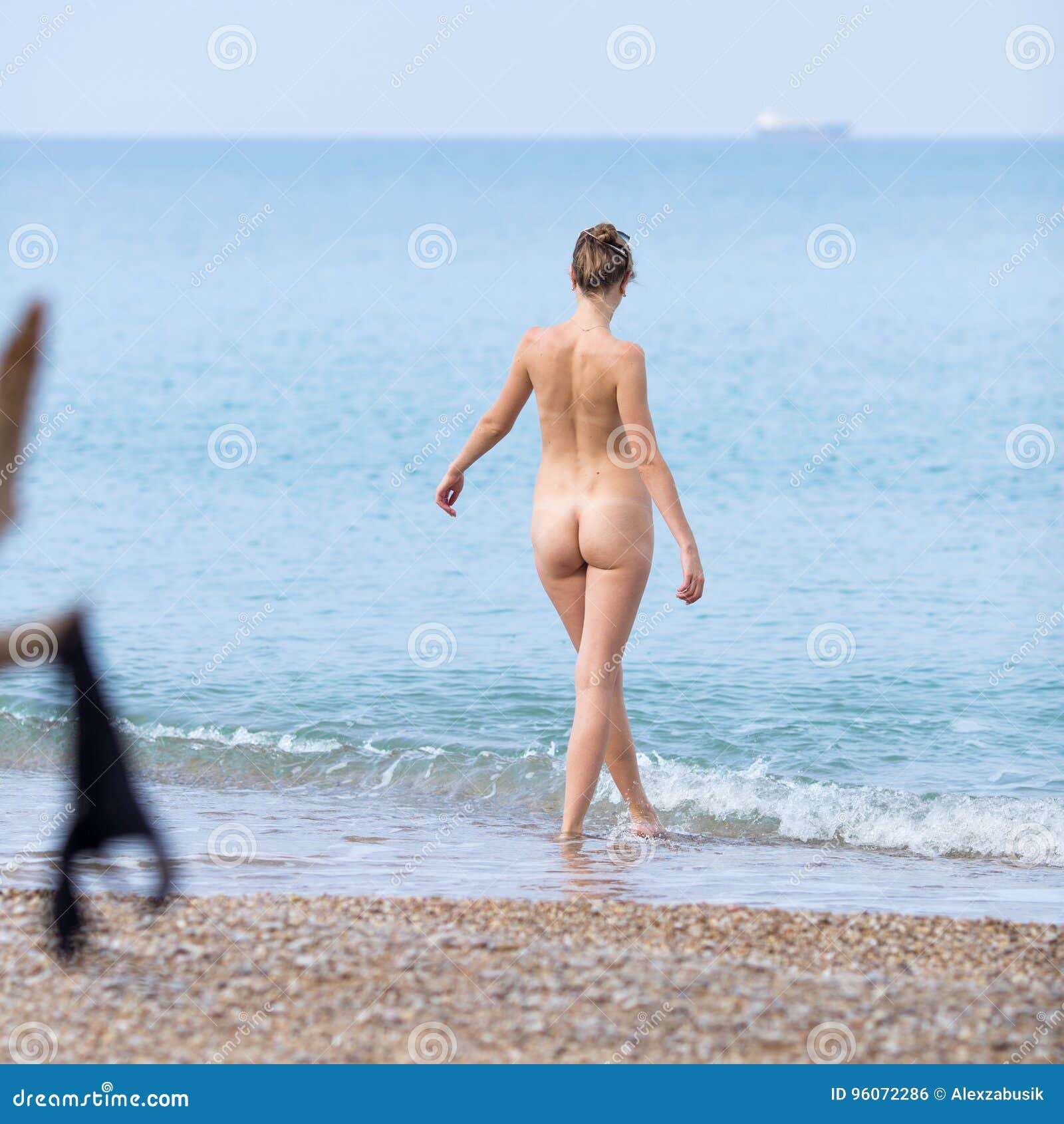 devesh kumar tripathi recommends nude women skinny dipping pic