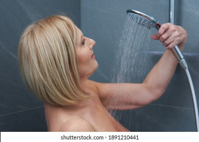 chris kolonick add photo older women in shower