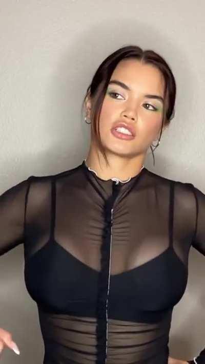 paris berelc boobs