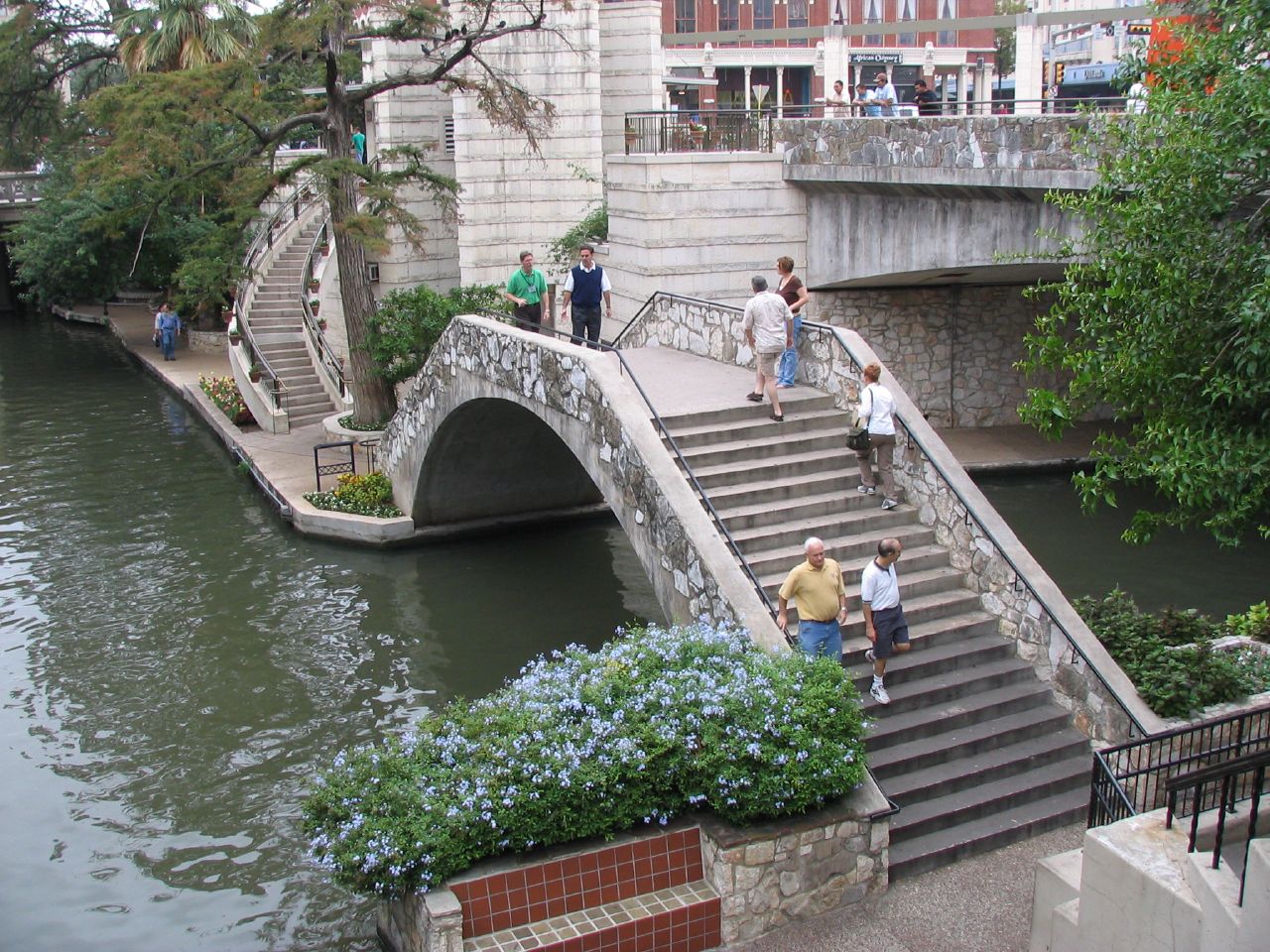 dennis chua recommends parques en san antonio texas pic