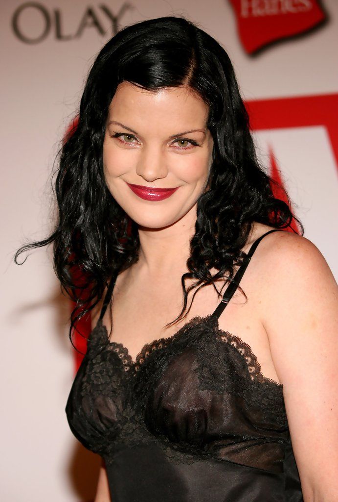 angela santos recommends Pauley Perrette Sexy Pictures