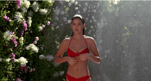 darcy cipriani recommends Phoebe Cates Gif