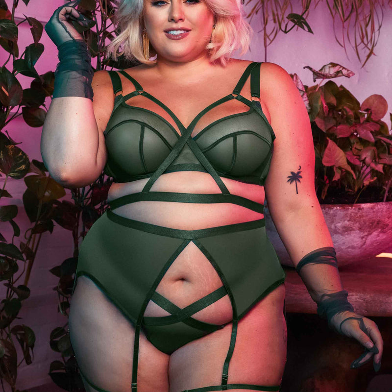 amber wirkus knapp share plus size lingerie model photos photos