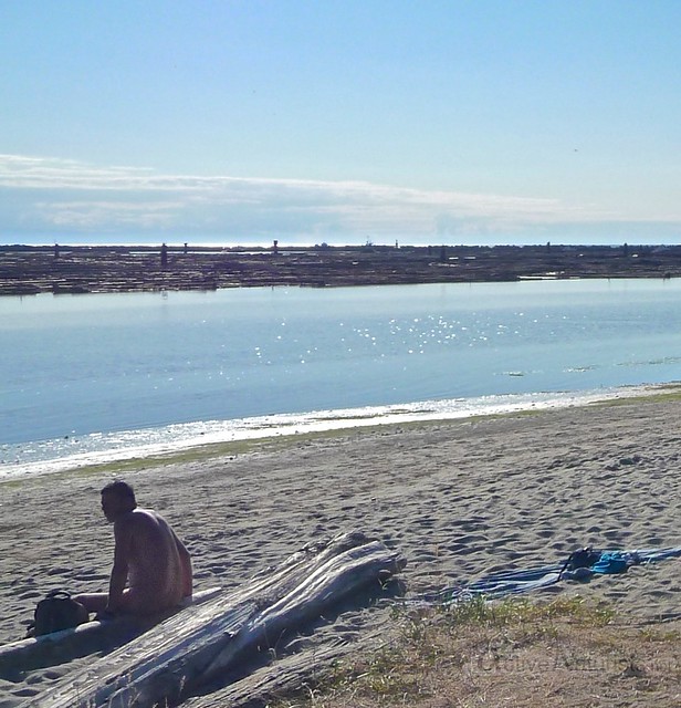 christopher loyola recommends public nude beach tumblr pic