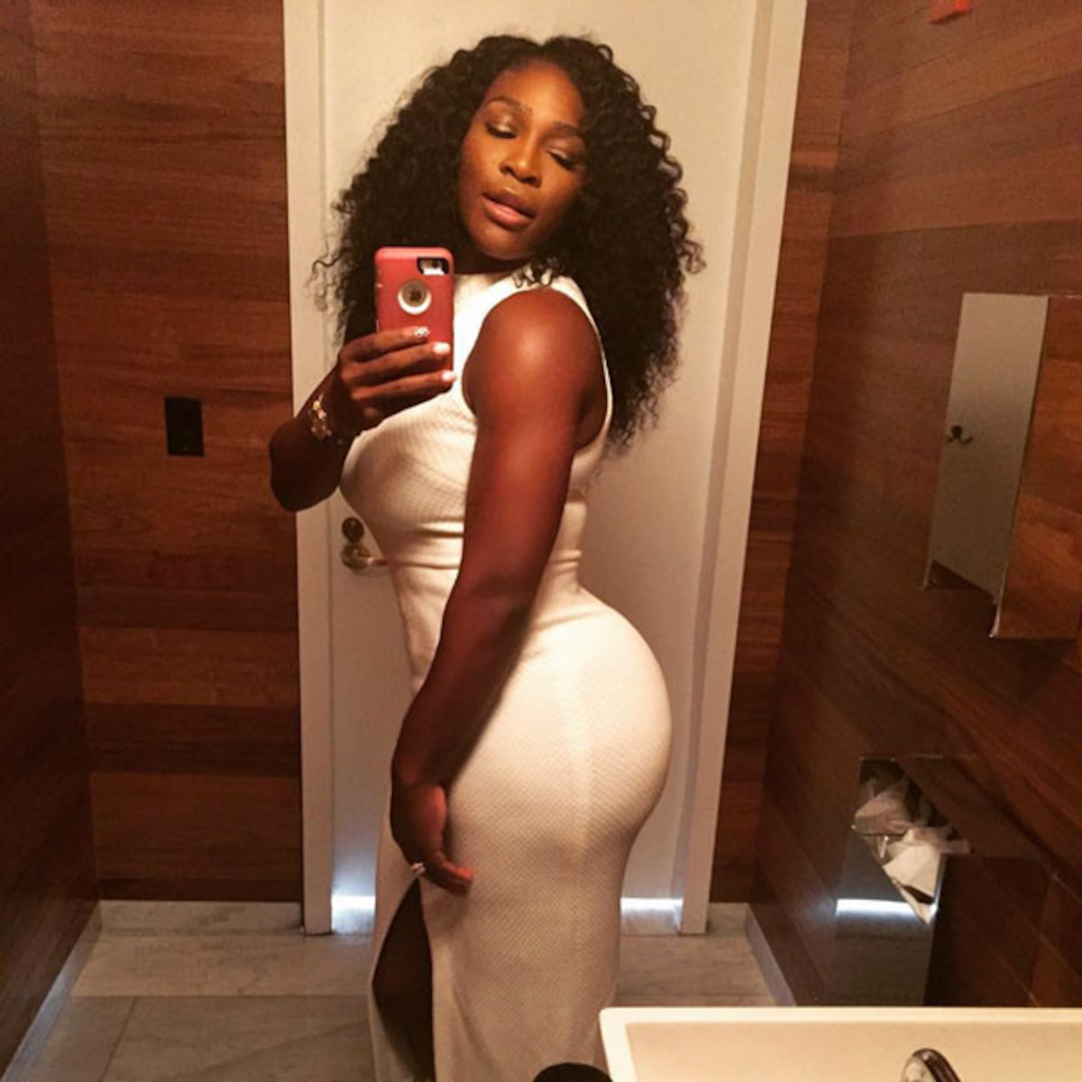 aaron yaguil recommends serena williams booty picture pic