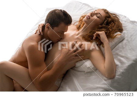 sex in bed couple