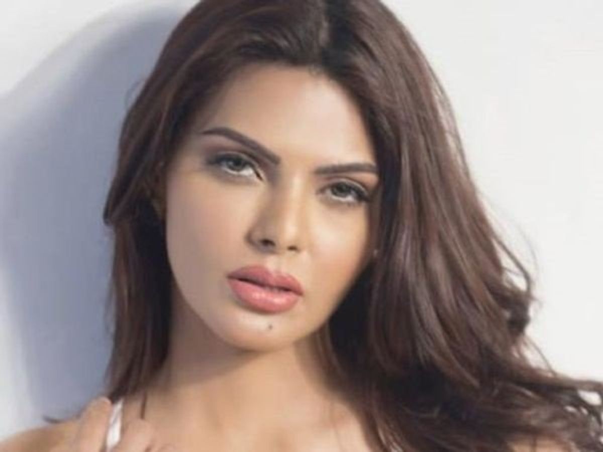 carol fairclough recommends sherlyn chopra instagram account pic