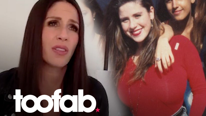 derek camara recommends Soleil Moon Frye Bra Size