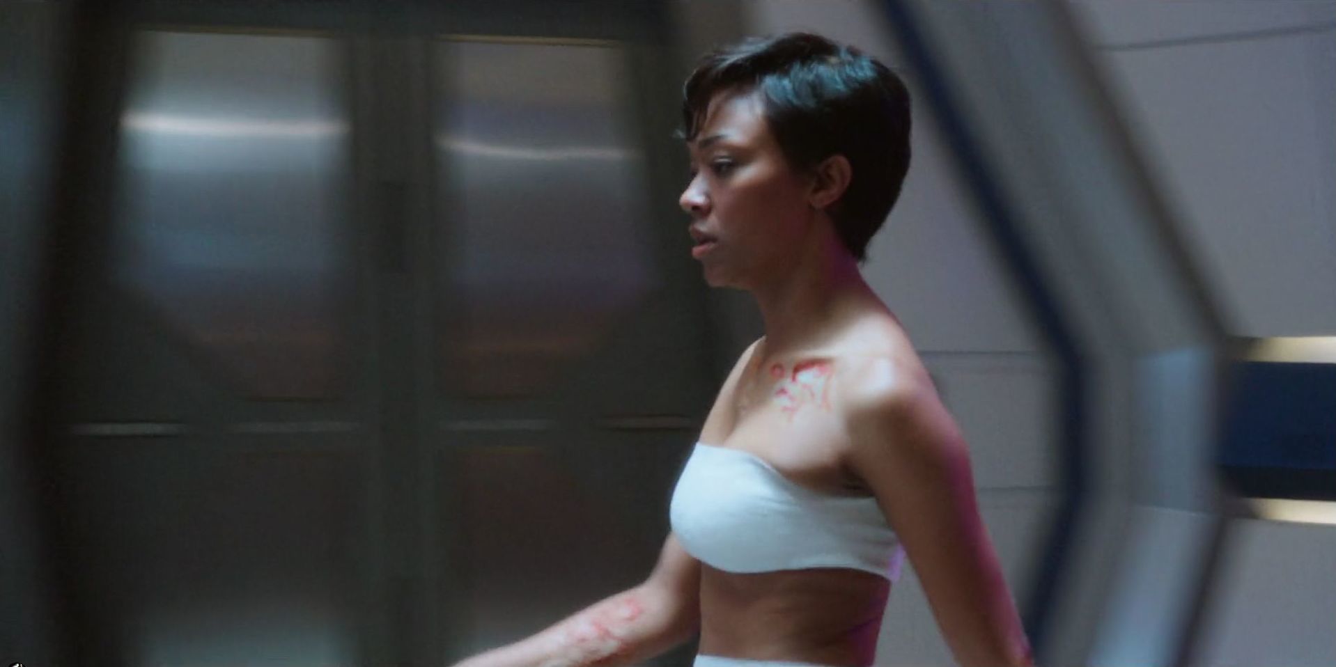 sonequa martin green tits