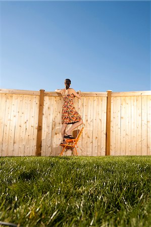 daisy jones add spying on the neighbor photo