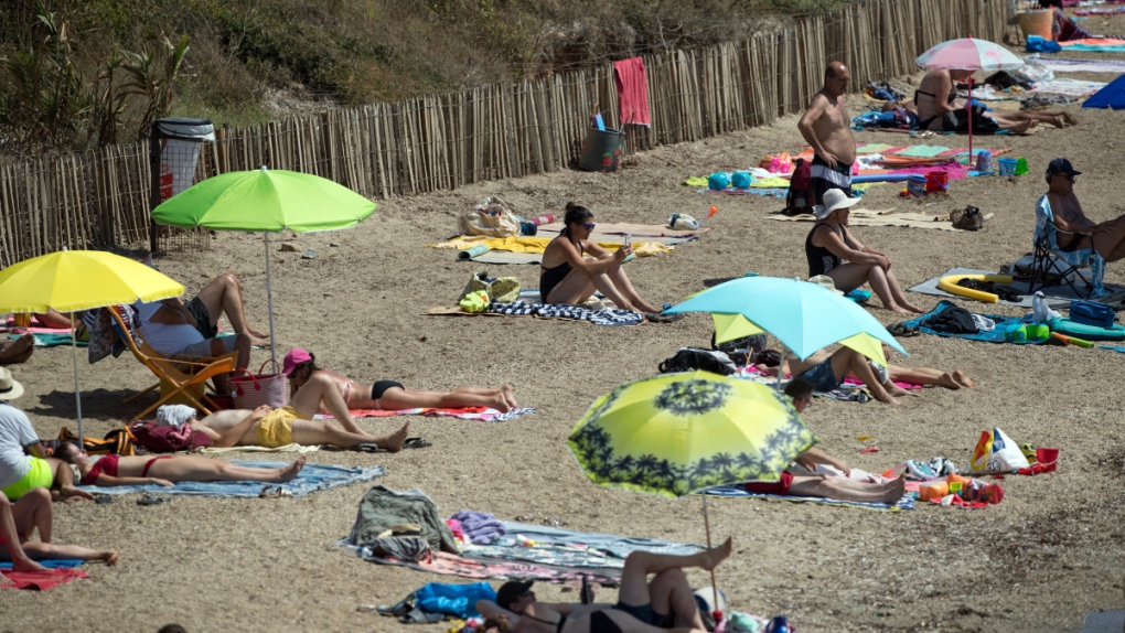 betty dennard recommends Teen Sunbathing Topless