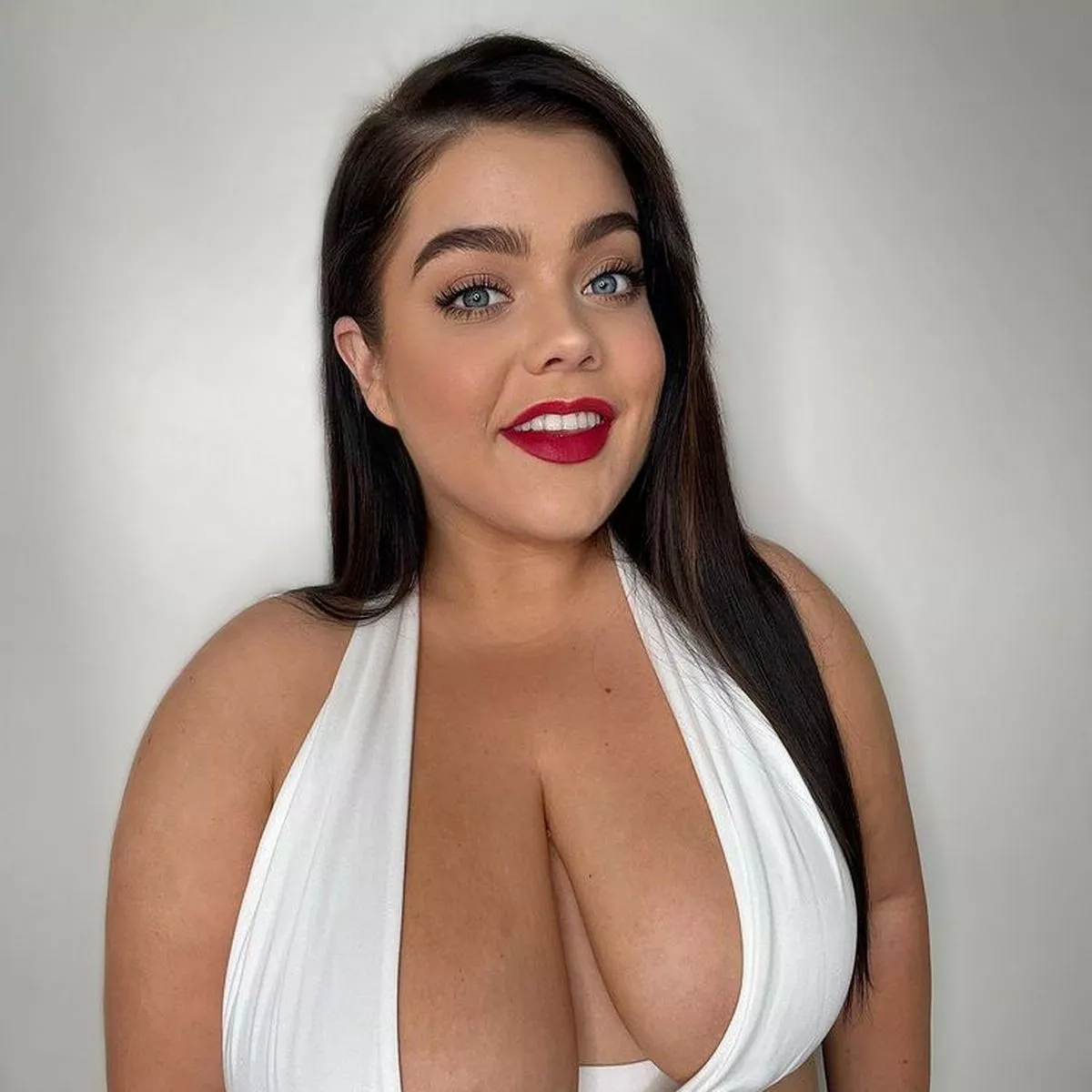 crystal brailey recommends That Big Tit Site
