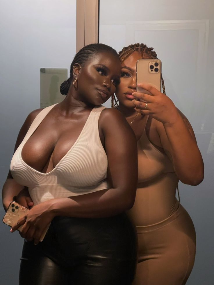 amita dhawan recommends thick sexy black lesbians pic