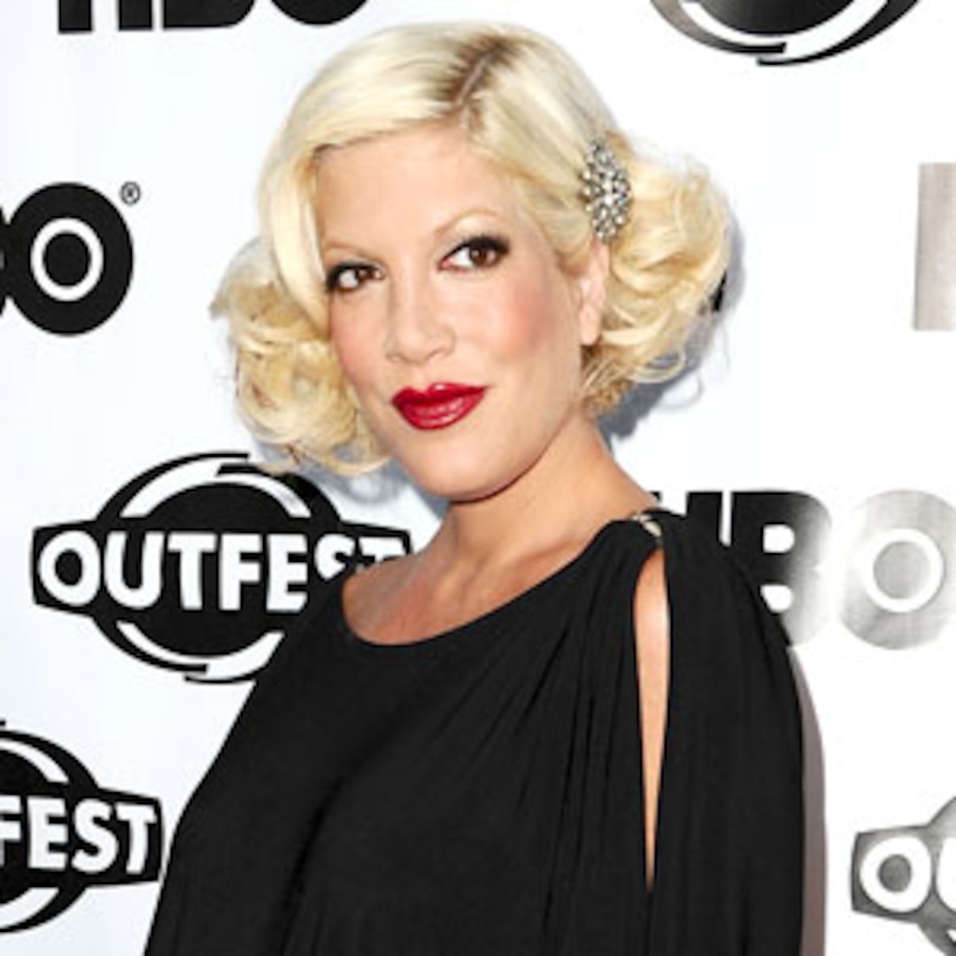 Best of Tori spelling nip slip