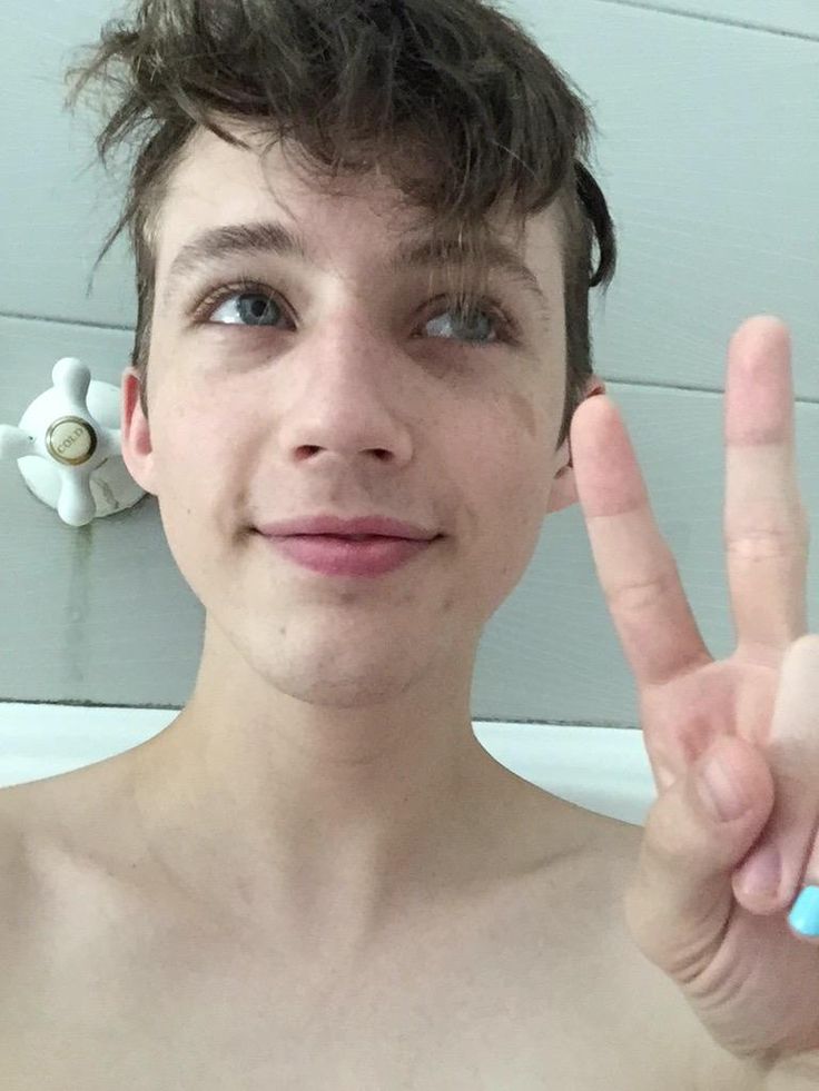 troye sivan leaked nudes