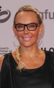 amanda powis recommends ugly women with glasses pic