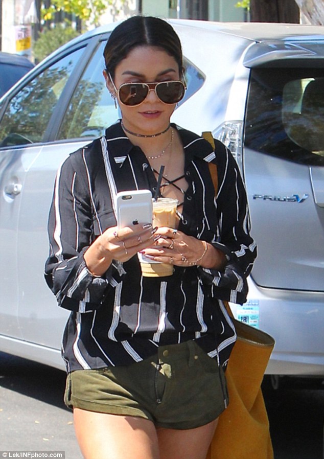 anthony kordahi recommends vanessa hudgens oops pic