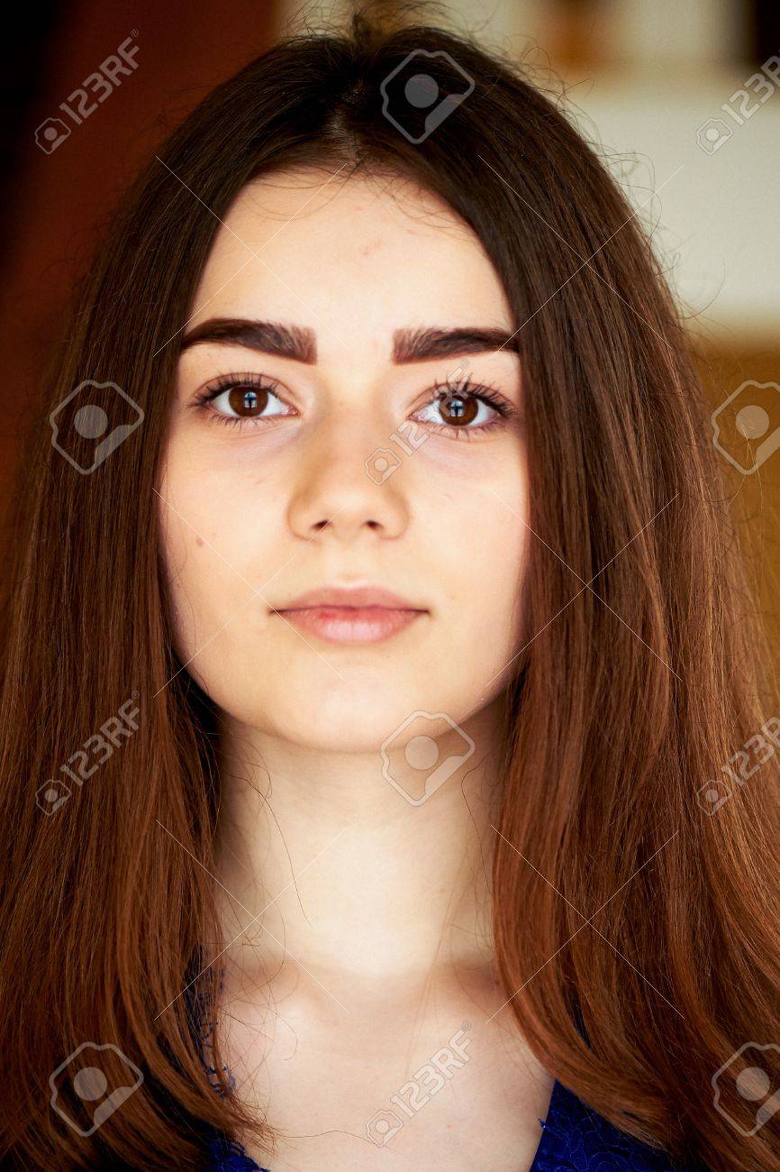 akela johnson recommends Woman With Brown Hair And Brown Eyes