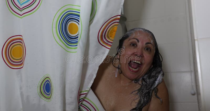 donna hayes recommends women caught in the shower pic