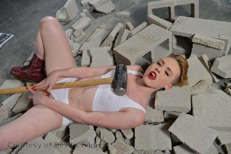 david parrett recommends wrecking ball porn parody pic