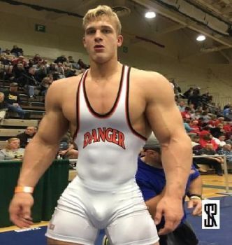 chrissie carter recommends Wrestling Singlet Bulge Pics