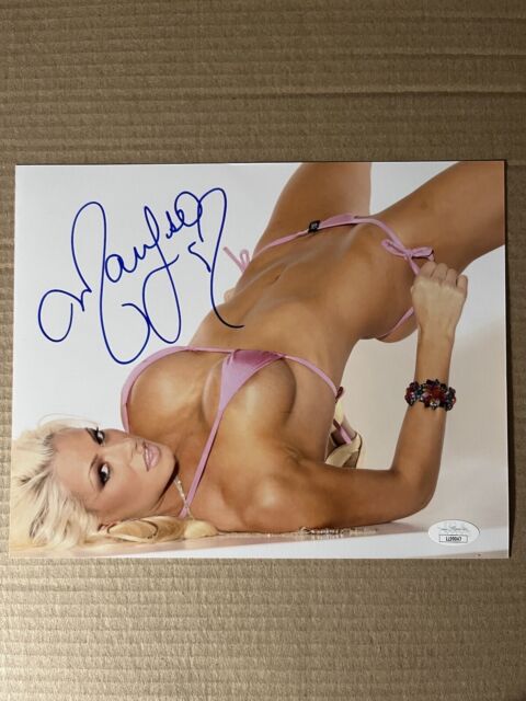 allison mcquire recommends Wwe Maryse Nude